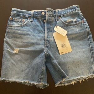NWT Levi’s 501 biker shorts! Mid thigh! Sizes 28